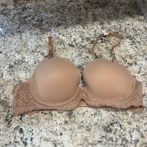 Victorias Secret Dream Angels Lightly Lined Demi Size 32C NWT